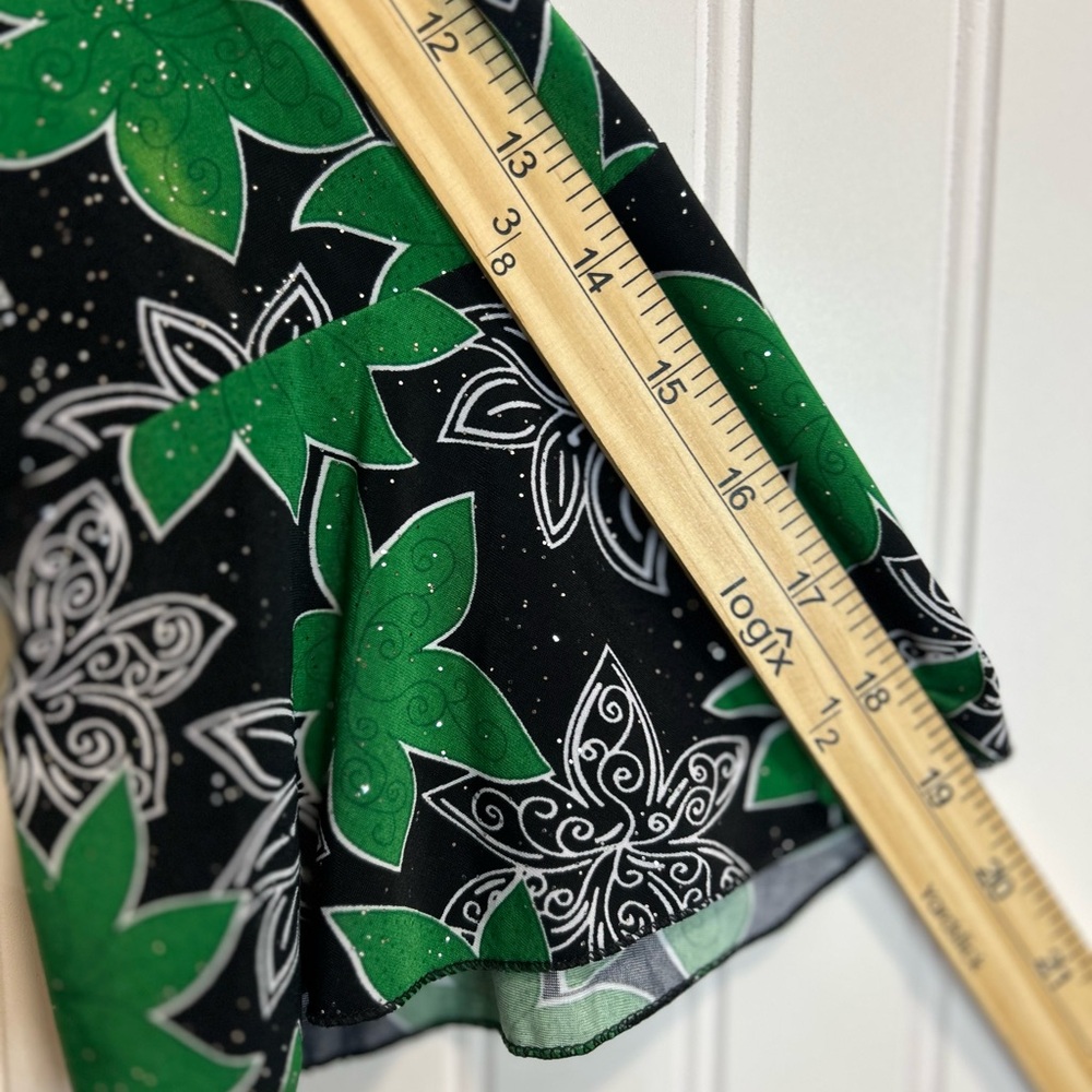 Elegant Floral Long Sleeve Dress in Black and Green floral . - Picture 11 of 14